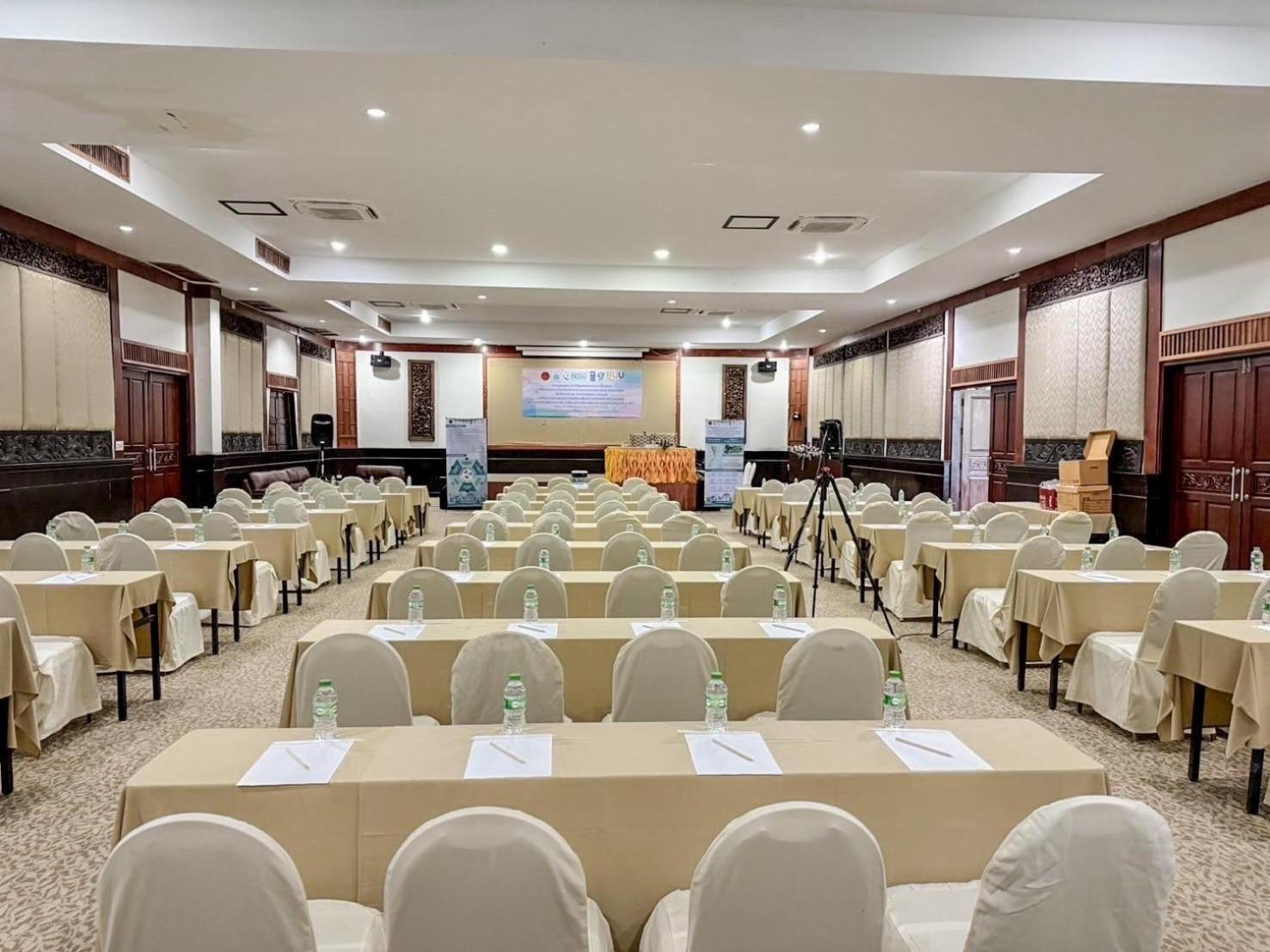 Pattawia Resort&Spa, Pranburi Esterno foto